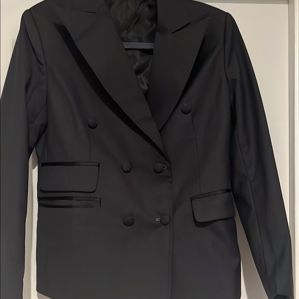 Elegant Black Double-Breasted Women's Blazer